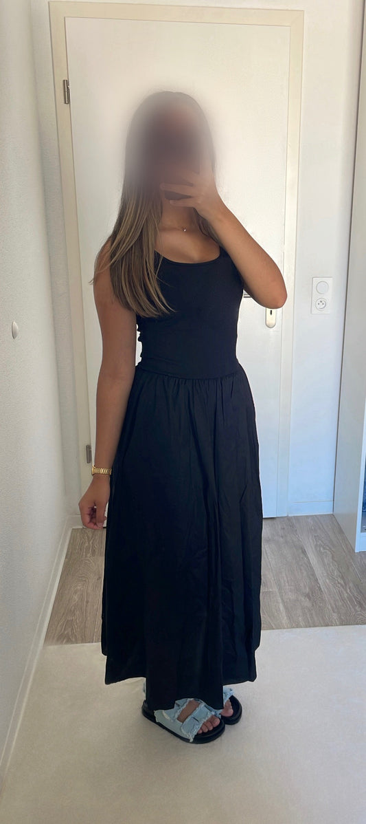 ROBE BOUFFANTE [NOIRE]