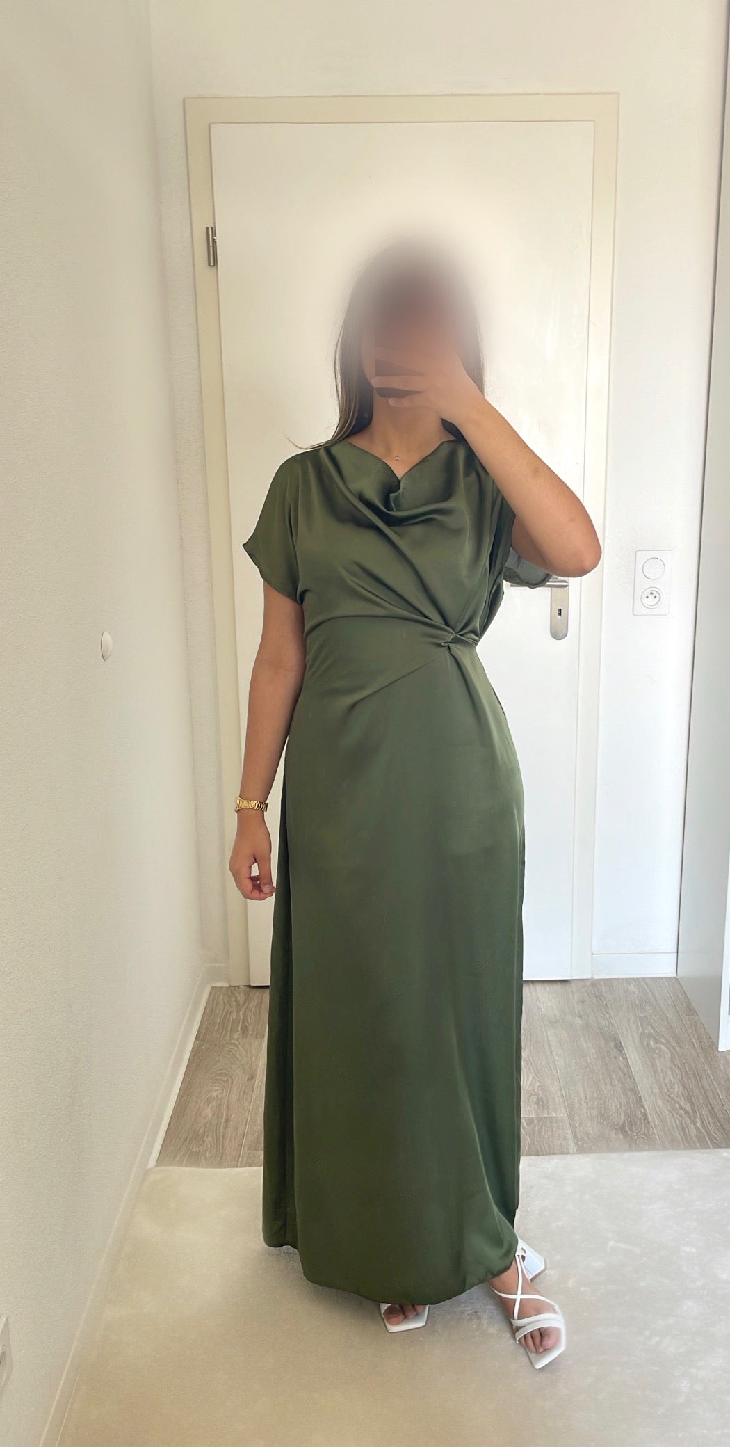 ROBE SATIN [KAKI]