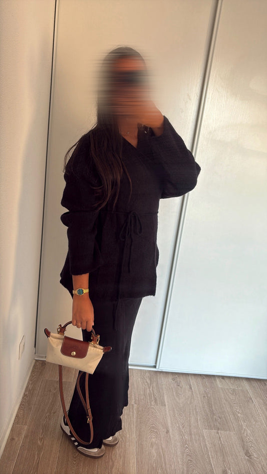 Pull cache-cœur [NOIR]