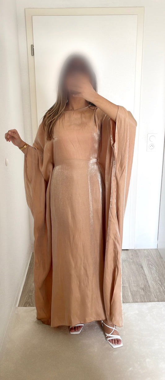 Robe cintrée