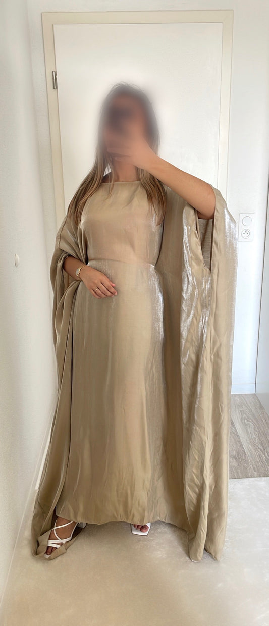 Robe cintrée