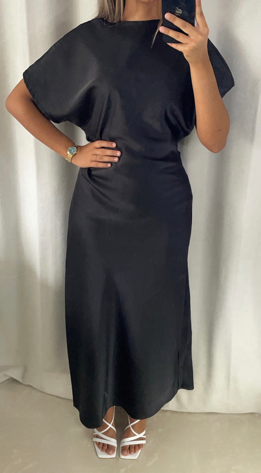 Robe satinée
